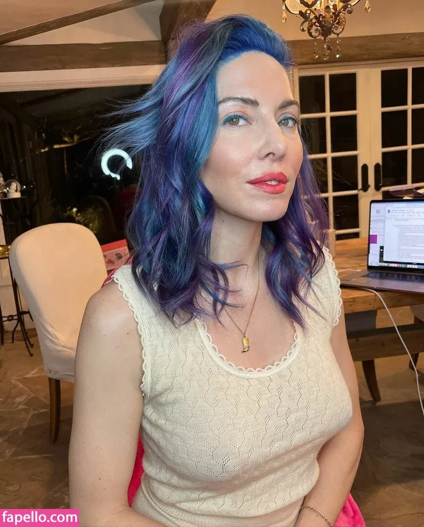 Whitney Cummings / whitneycummings Onlyfans Photo Gallery 