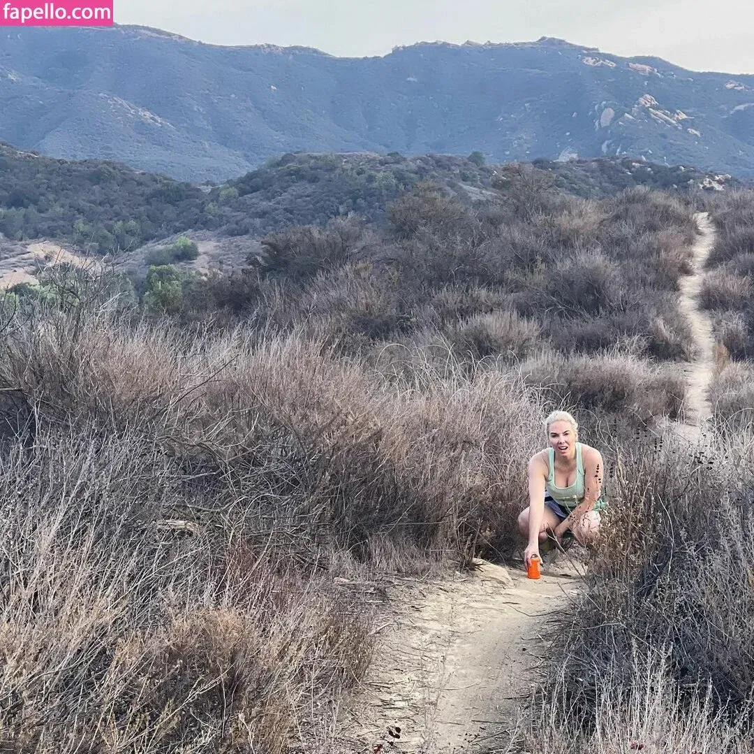 Whitney Cummings / whitneycummings Onlyfans Photo Gallery 