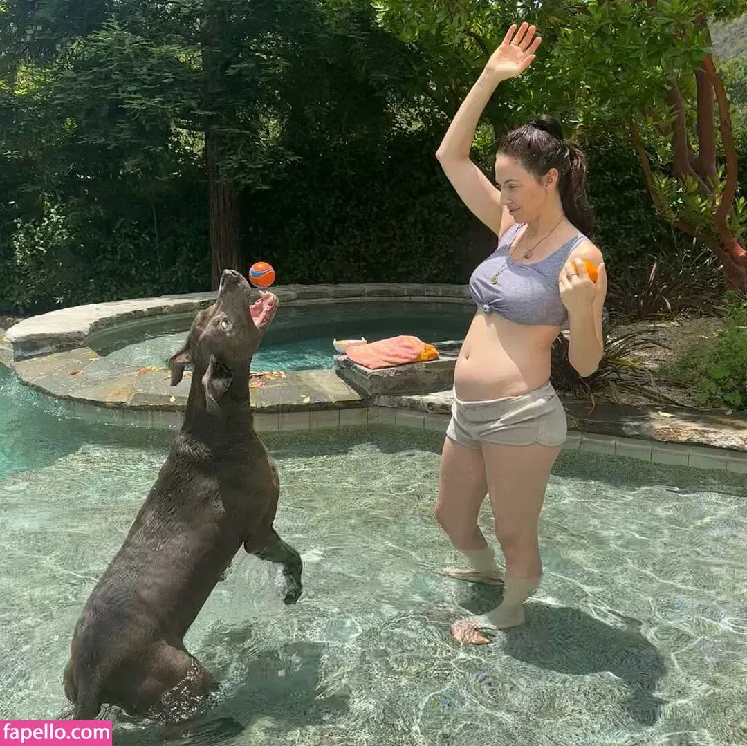 Whitney Cummings / whitneycummings Onlyfans Photo Gallery 