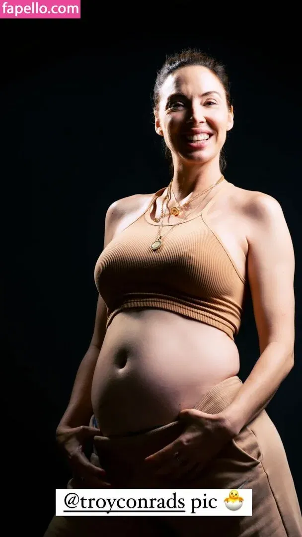 Whitney Cummings / whitneycummings Onlyfans Photo Gallery 