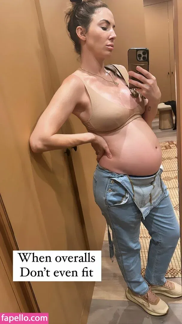 Whitney Cummings / whitneycummings Onlyfans Photo Gallery 