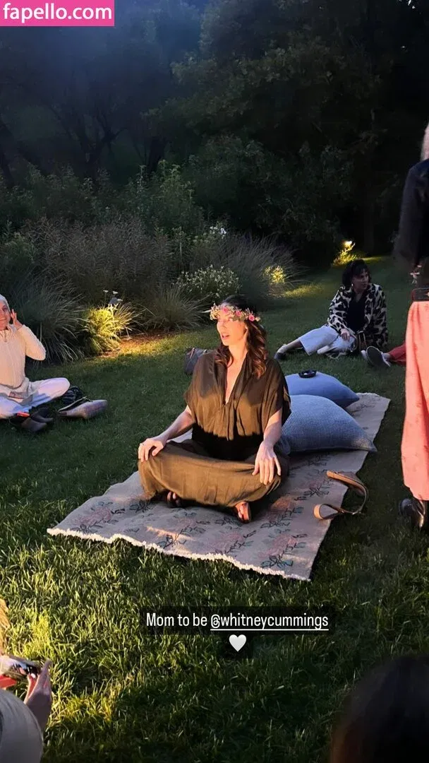 Whitney Cummings / whitneycummings Onlyfans Photo Gallery 