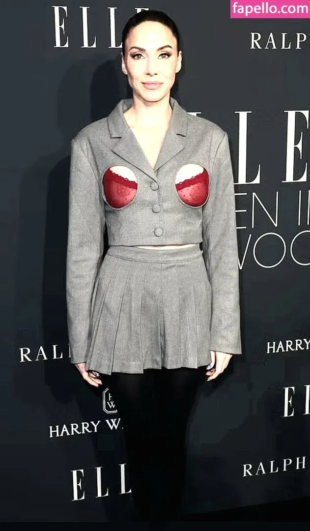 Whitney Cummings / whitneycummings Onlyfans Photo Gallery 