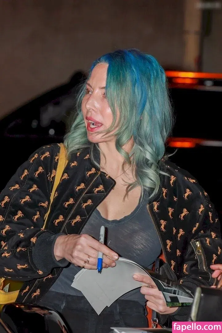 Whitney Cummings / whitneycummings Onlyfans Photo Gallery 