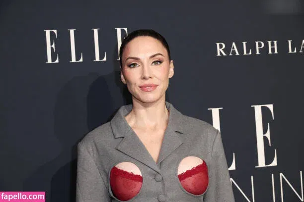 Whitney Cummings / whitneycummings Onlyfans Photo Gallery 