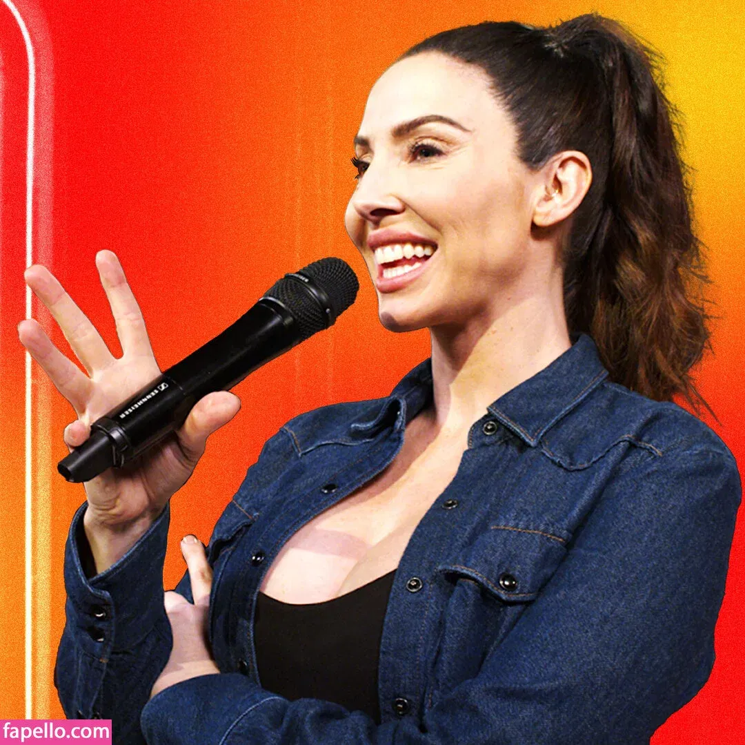 Whitney Cummings / whitneycummings Onlyfans Photo Gallery 