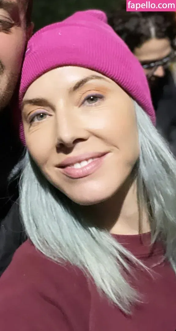 Whitney Cummings / whitneycummings Onlyfans Photo Gallery 