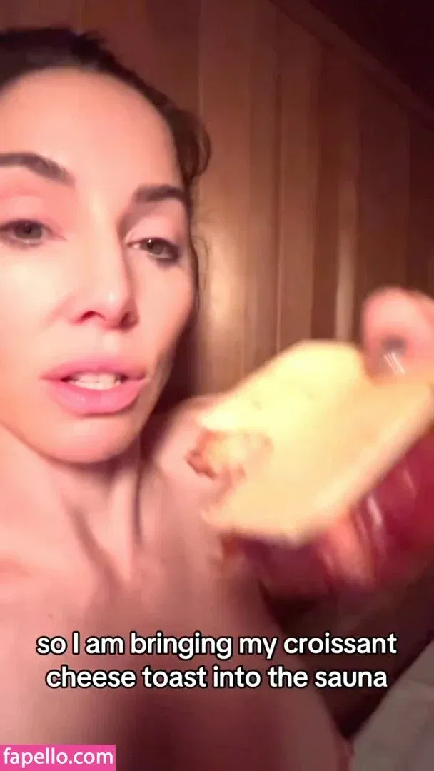 Whitney Cummings / whitneycummings Onlyfans Photo Gallery 