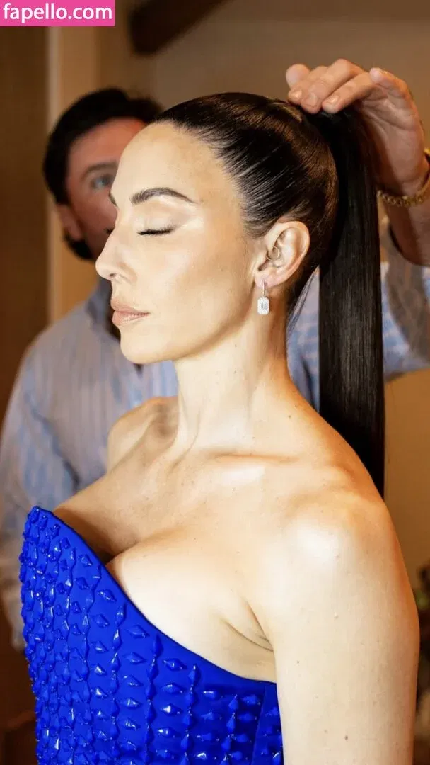 Whitney Cummings / whitneycummings Onlyfans Photo Gallery 