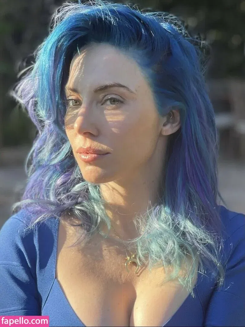 Whitney Cummings / whitneycummings Onlyfans Photo Gallery 