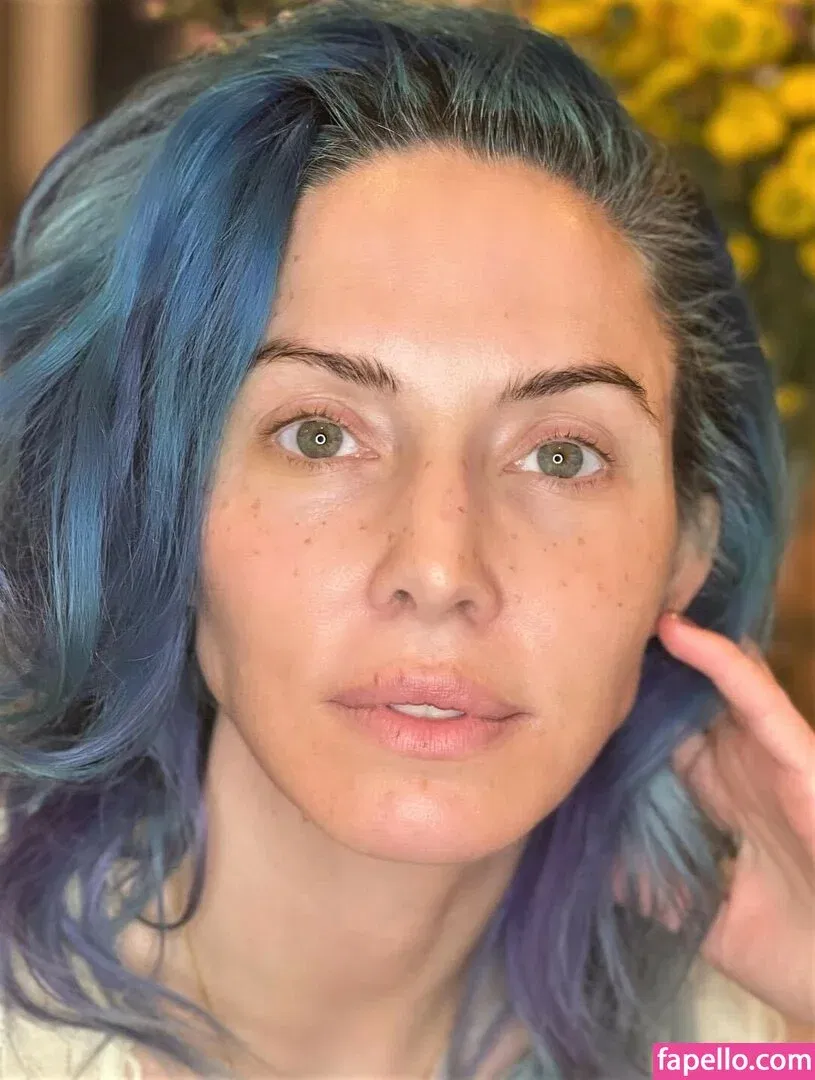 Whitney Cummings / whitneycummings Onlyfans Photo Gallery 