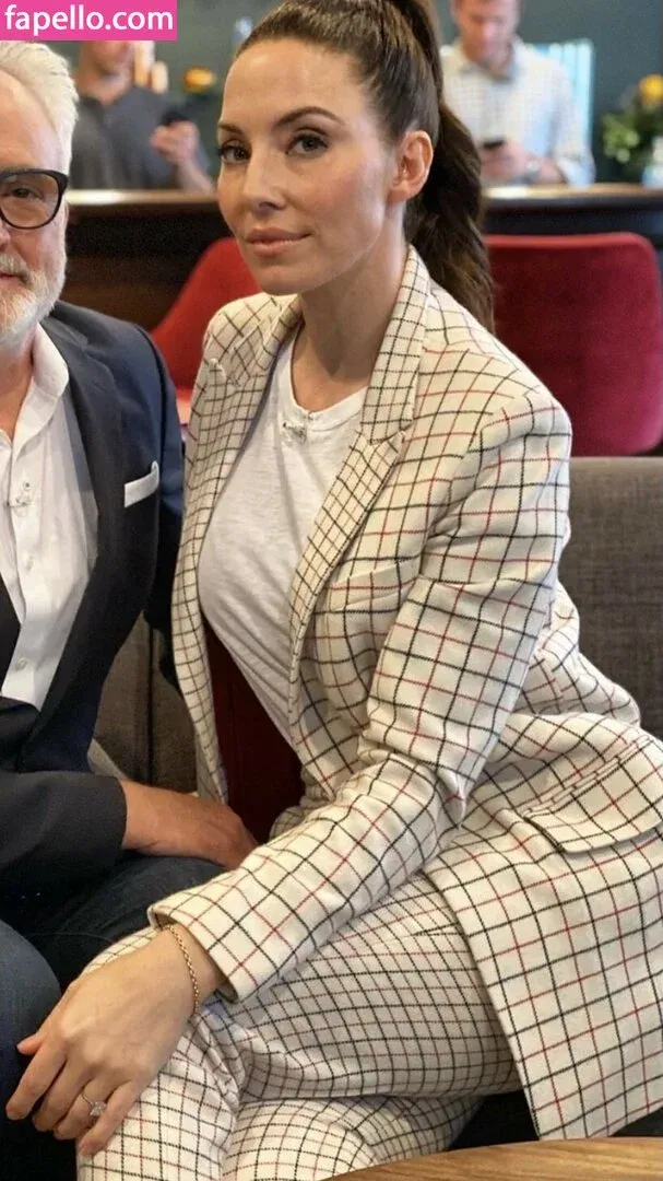 Whitney Cummings / whitneycummings Onlyfans Photo Gallery 