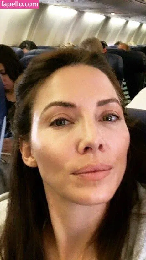 Whitney Cummings / whitneycummings Onlyfans Photo Gallery 