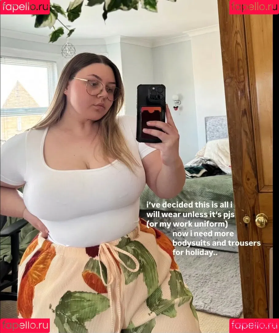 Harmony Savage / harmonysavage1 / thegoodlittleslut Onlyfans Photo Gallery 