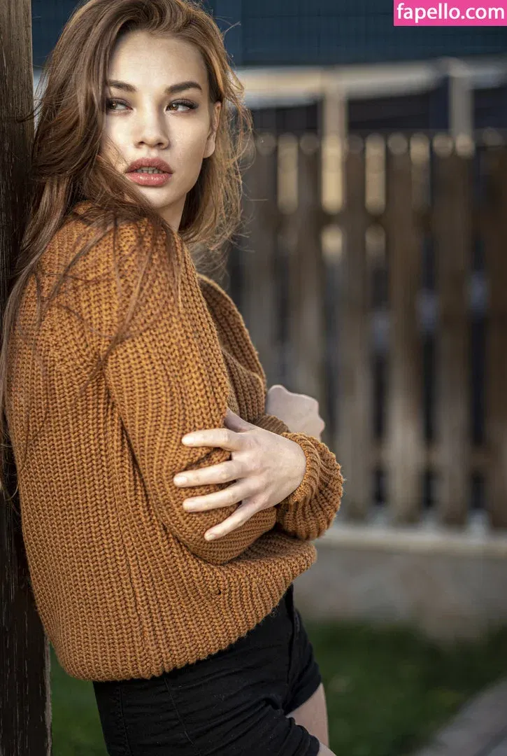 Neeko / neekolul Onlyfans Photo Gallery 