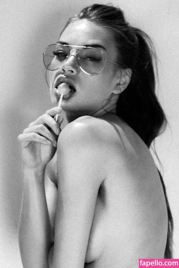 Neeko / neekolul Onlyfans Photo Gallery 