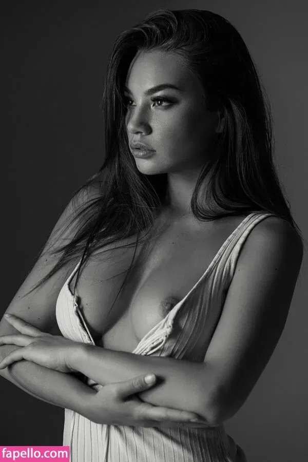 Neeko / neekolul Onlyfans Photo Gallery 