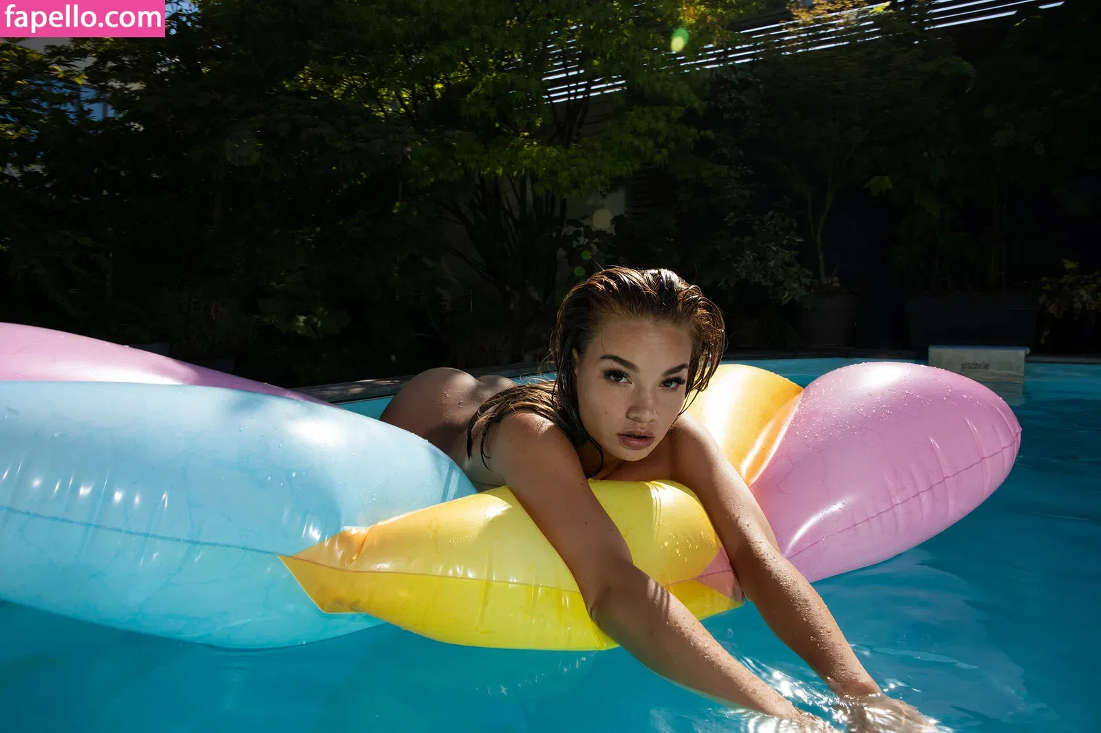 Neeko / neekolul Onlyfans Photo Gallery 