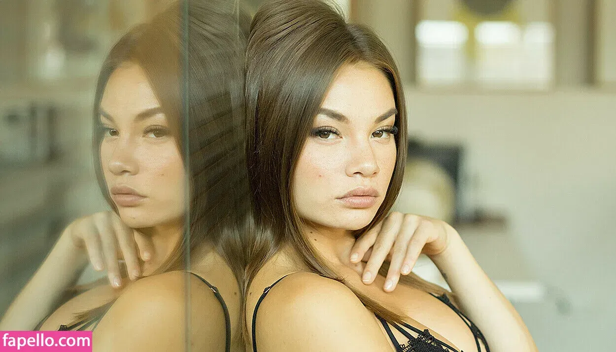 Neeko / neekolul Onlyfans Photo Gallery 