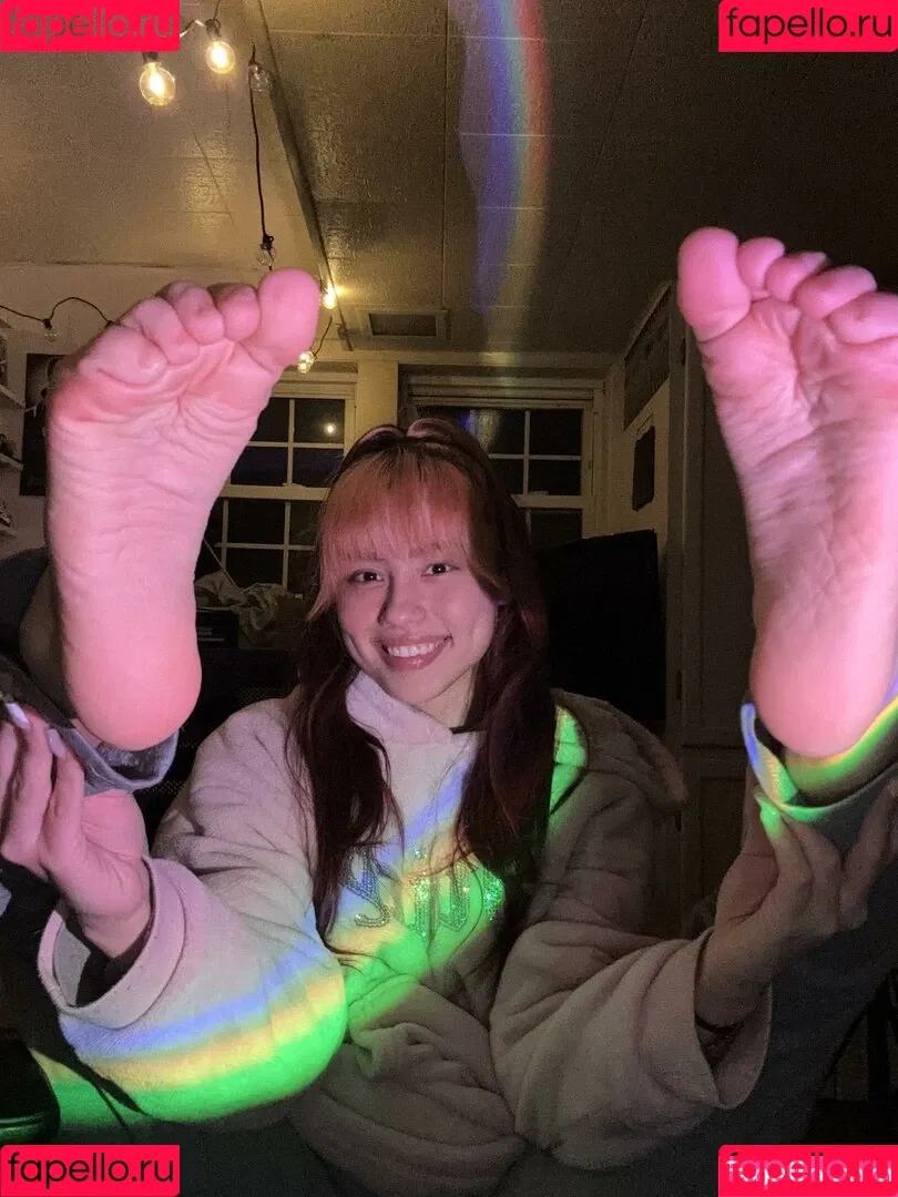 Channelle / Channellebag / cs.feet / livelaughlovefeet101 Onlyfans Photo Gallery 