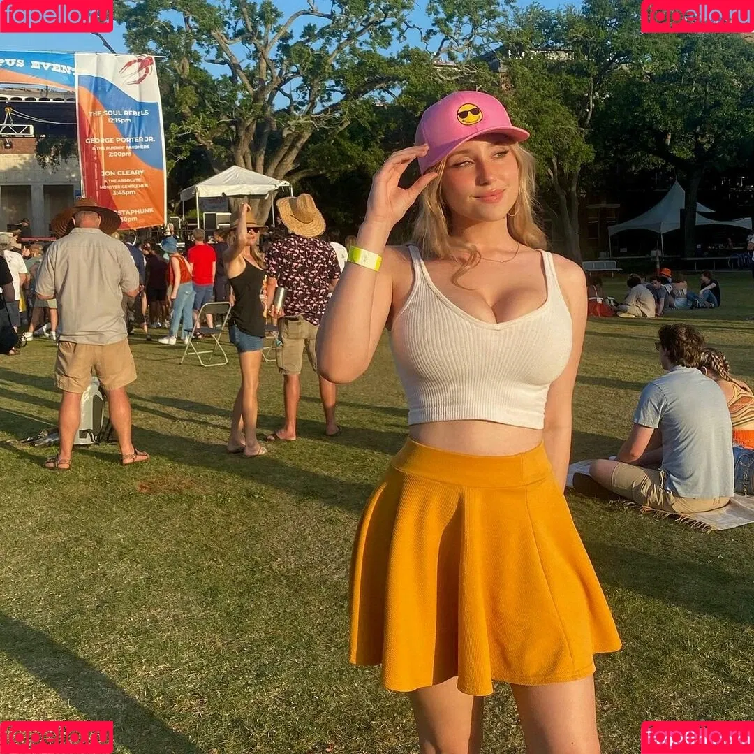 hannahhitchner / hannahowo Onlyfans Photo Gallery 
