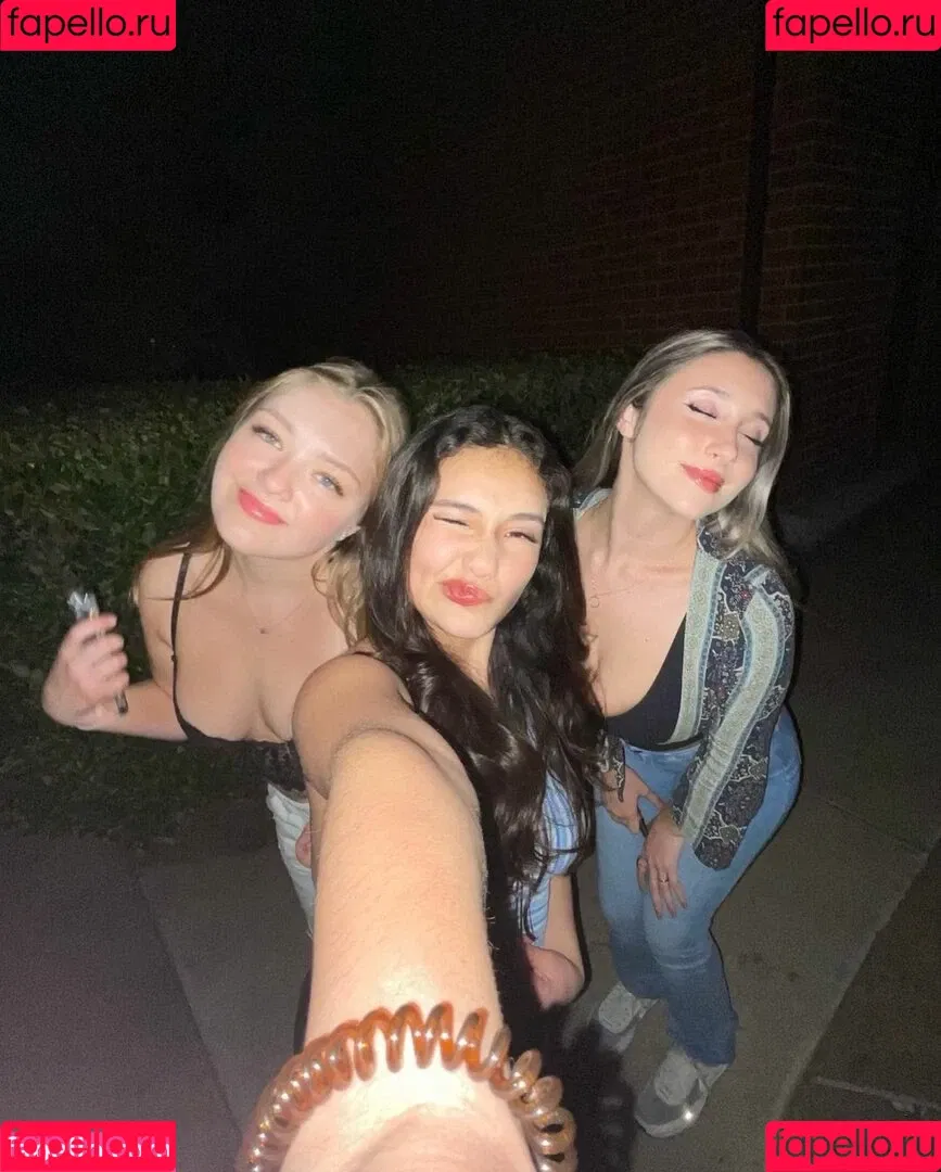 hannahhitchner / hannahowo Onlyfans Photo Gallery 