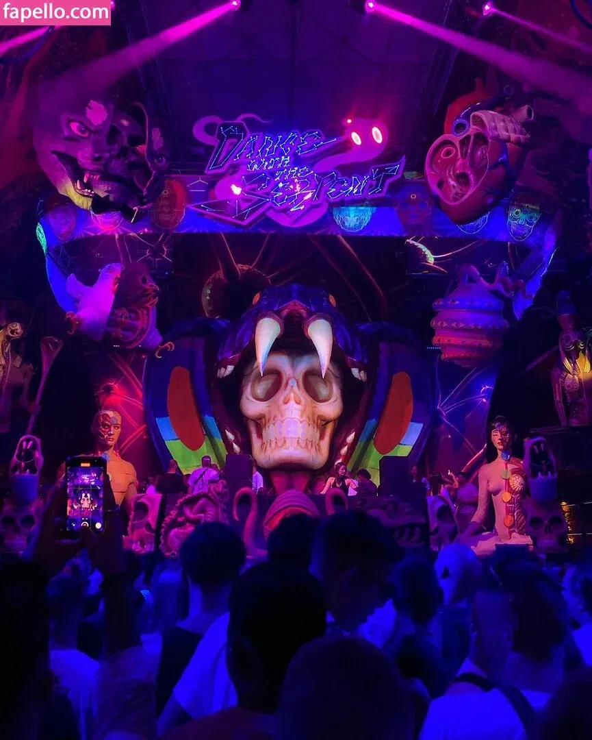 hannahhitchner / hannahowo Onlyfans Photo Gallery 