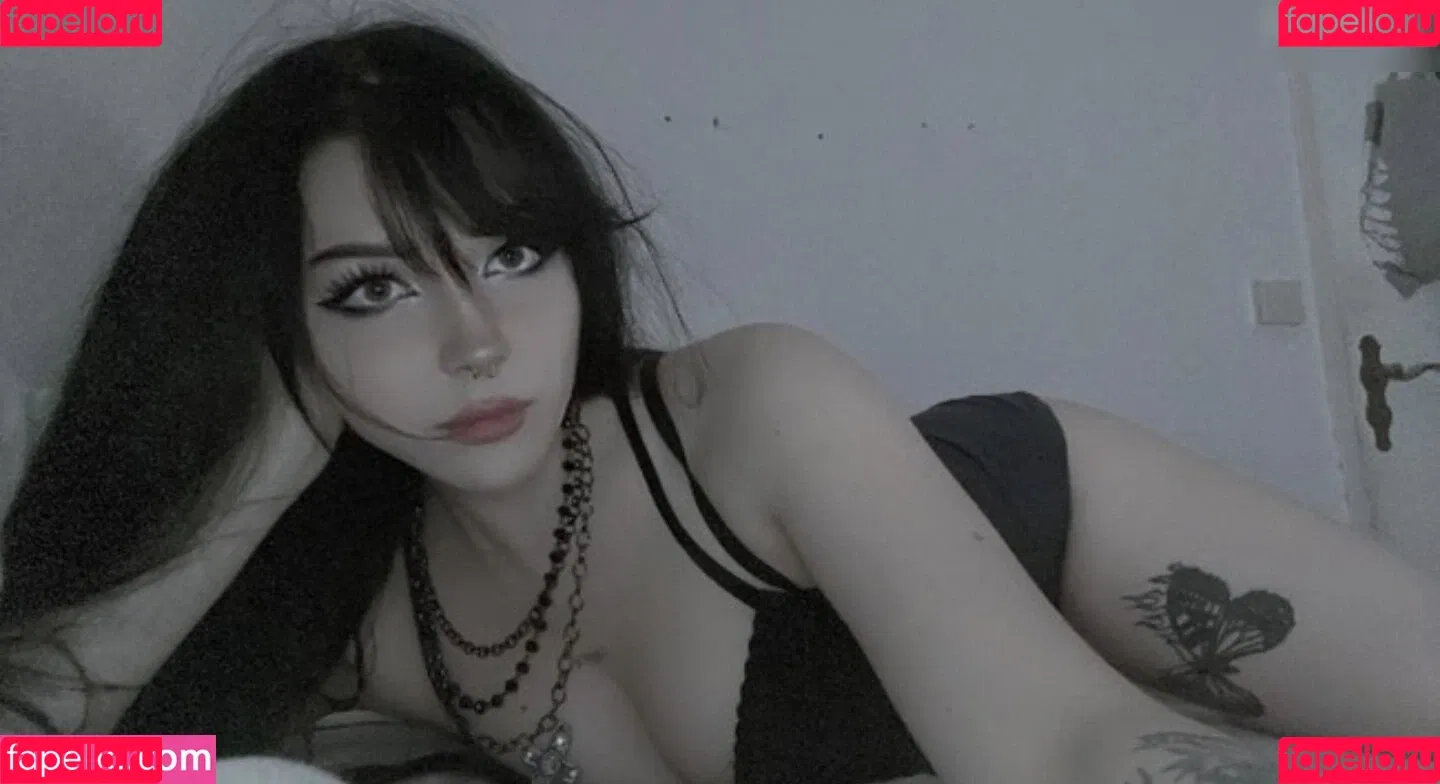 Laurinchhhe / sweetlaurasaenz Onlyfans Photo Gallery 