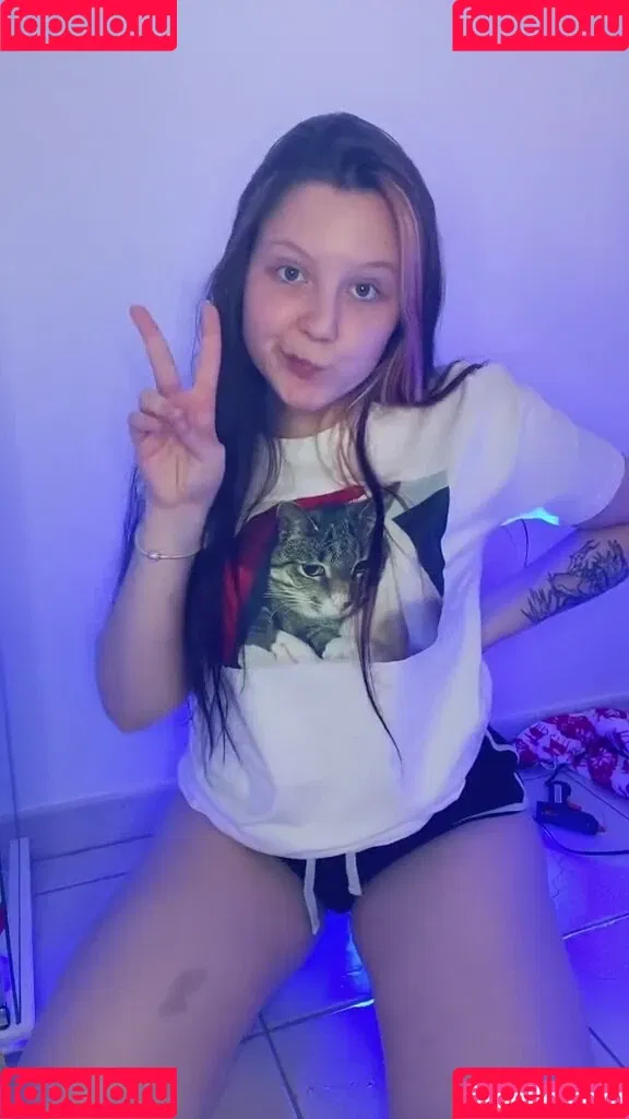Laurinchhhe / sweetlaurasaenz Onlyfans Photo Gallery 