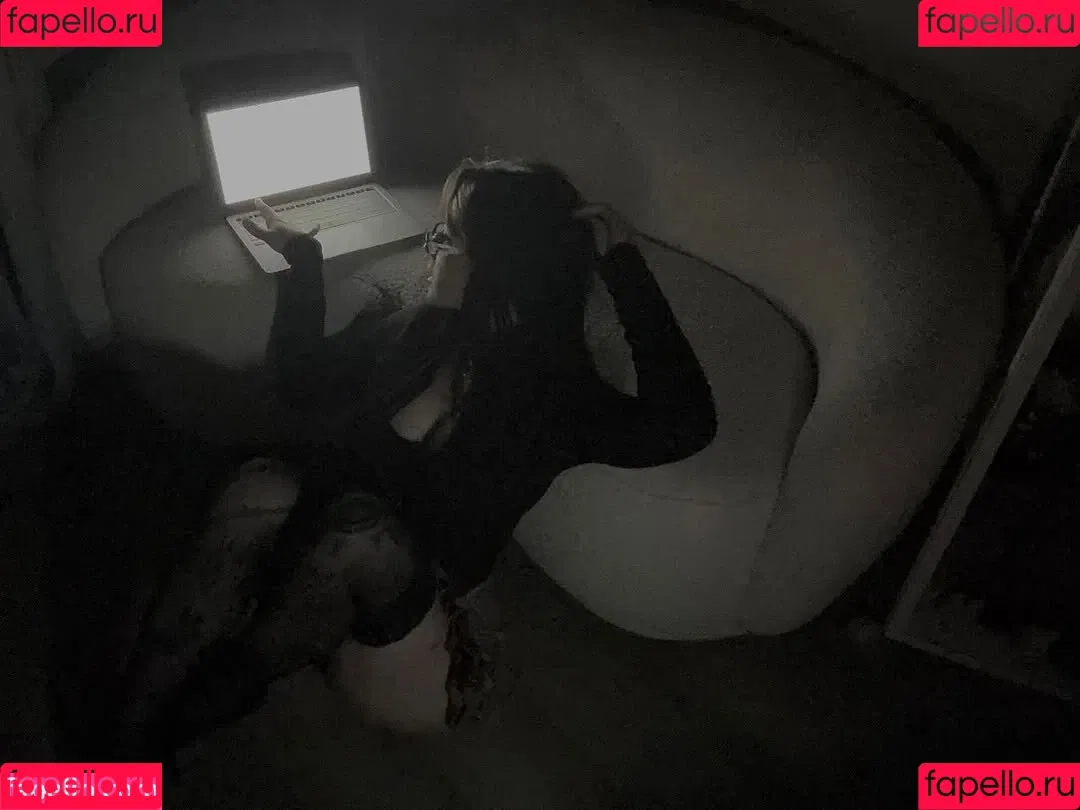 Laurinchhhe / sweetlaurasaenz Onlyfans Photo Gallery 