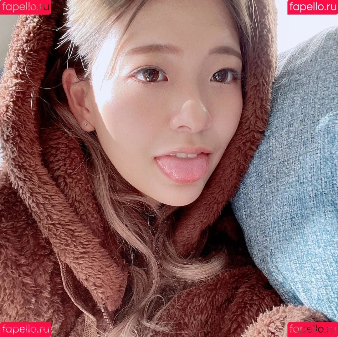 Kkatamina / Miyoung Onlyfans Photo Gallery 