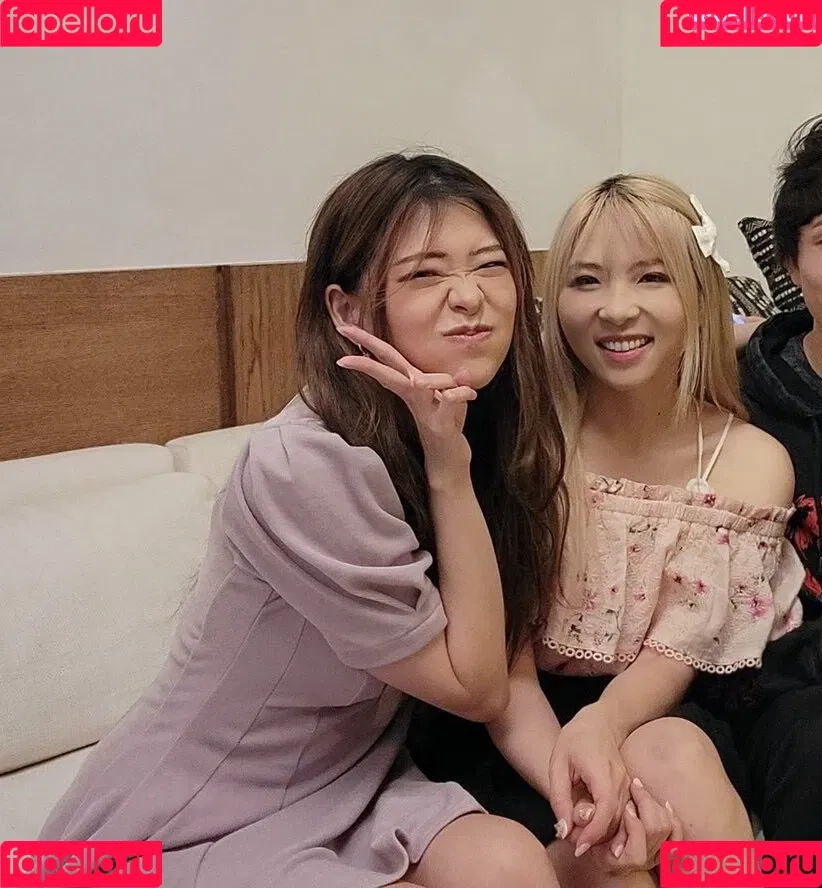 Kkatamina / Miyoung Onlyfans Photo Gallery 
