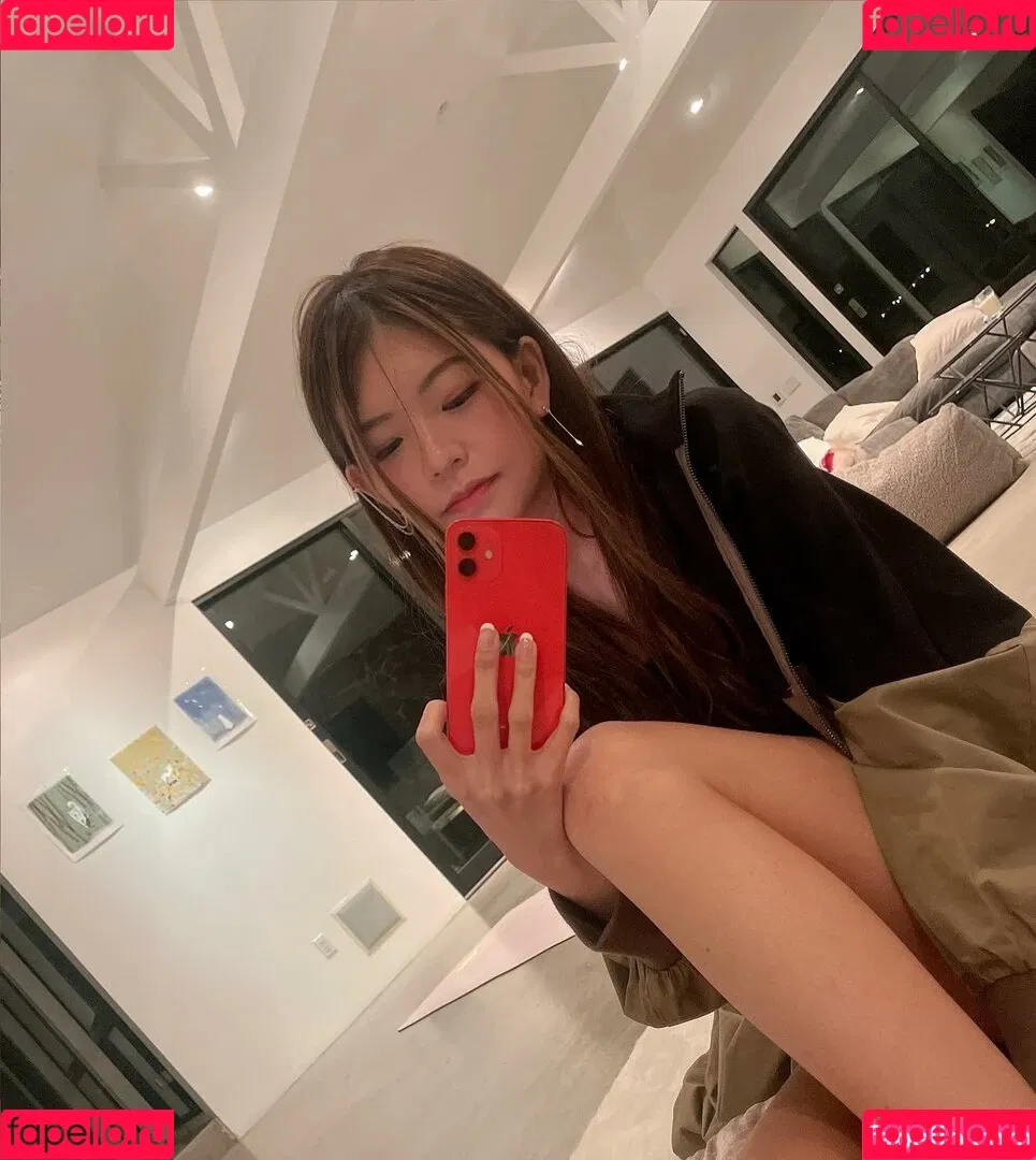 Kkatamina / Miyoung Onlyfans Photo Gallery 