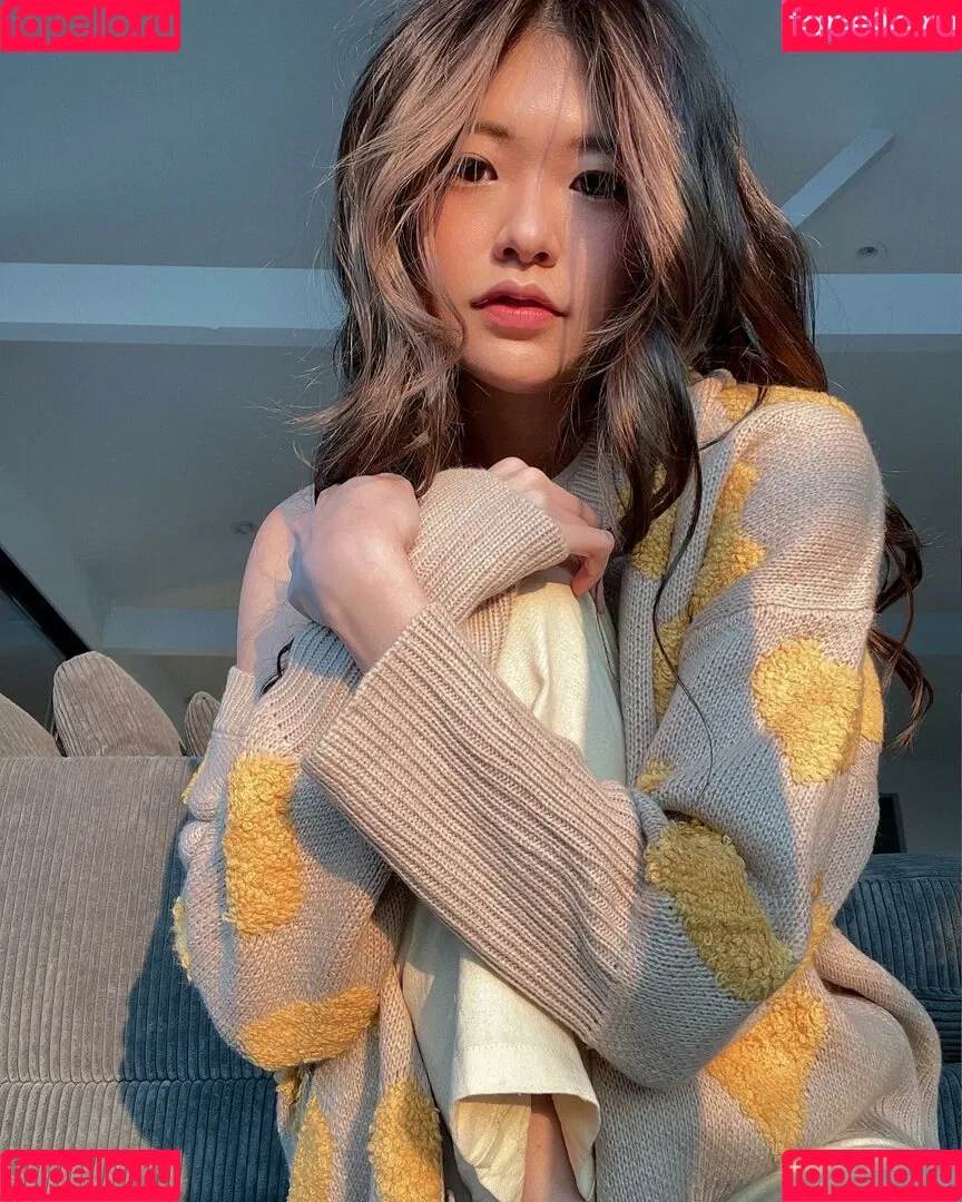 Kkatamina / Miyoung Onlyfans Photo Gallery 