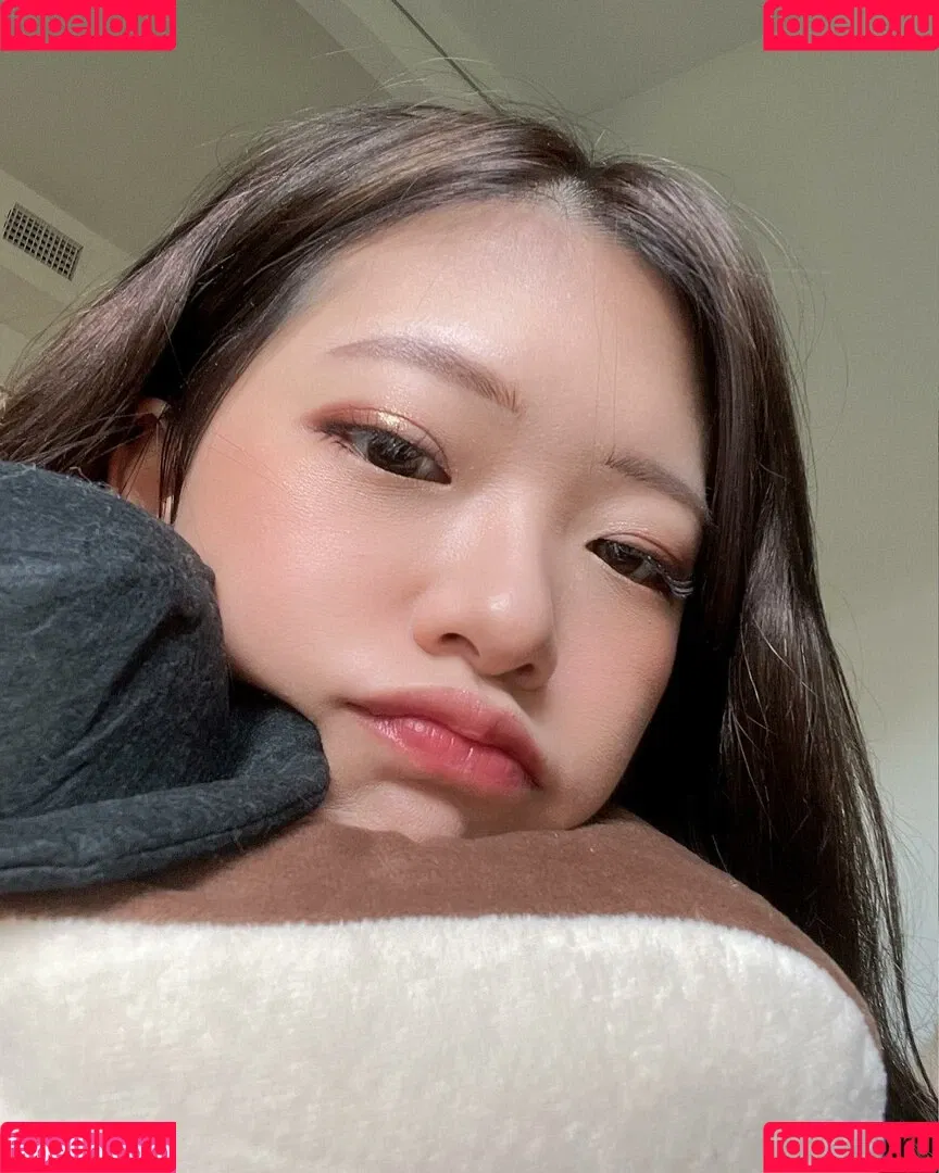 Kkatamina / Miyoung Onlyfans Photo Gallery 