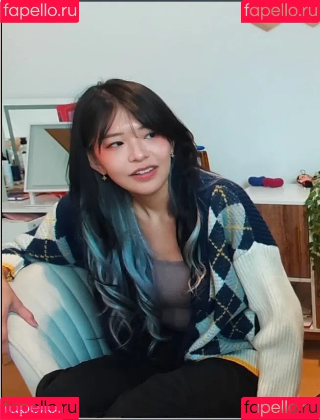 Kkatamina / Miyoung Onlyfans Photo Gallery 