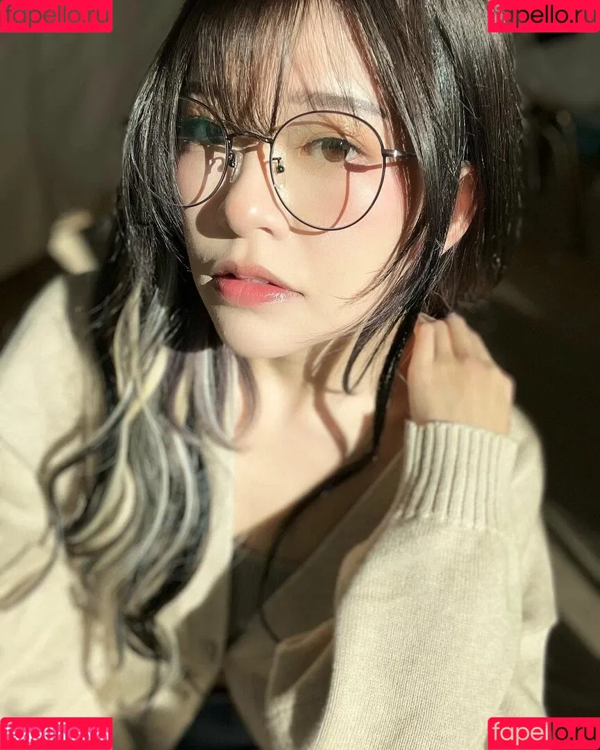 Kkatamina / Miyoung Onlyfans Photo Gallery 