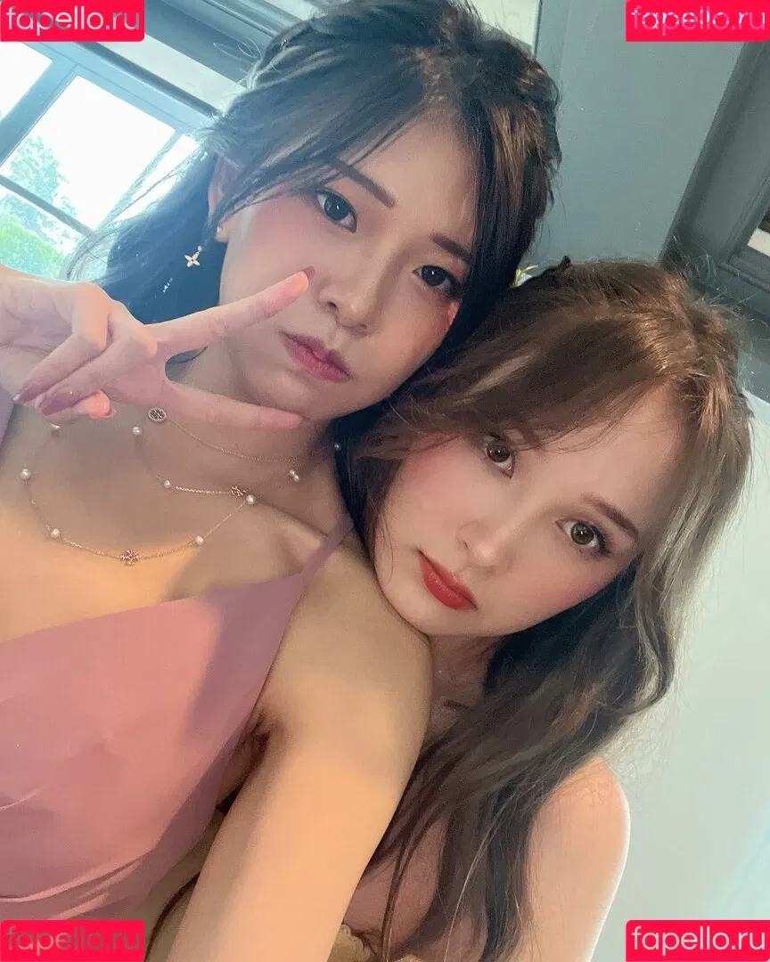 Kkatamina / Miyoung Onlyfans Photo Gallery 