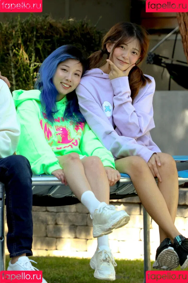 Kkatamina / Miyoung Onlyfans Photo Gallery 