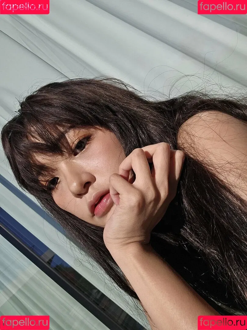 Kkatamina / Miyoung Onlyfans Photo Gallery 