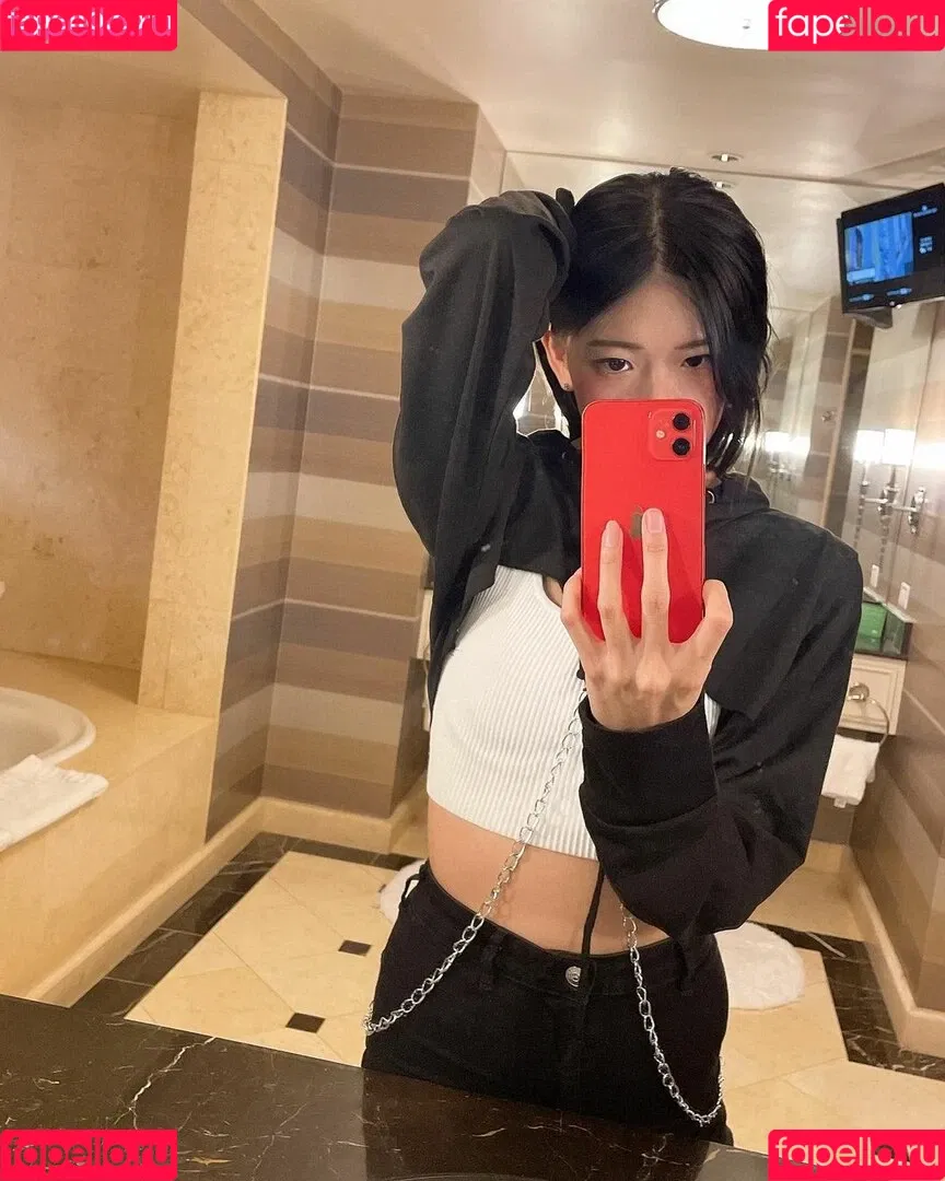 Kkatamina / Miyoung Onlyfans Photo Gallery 