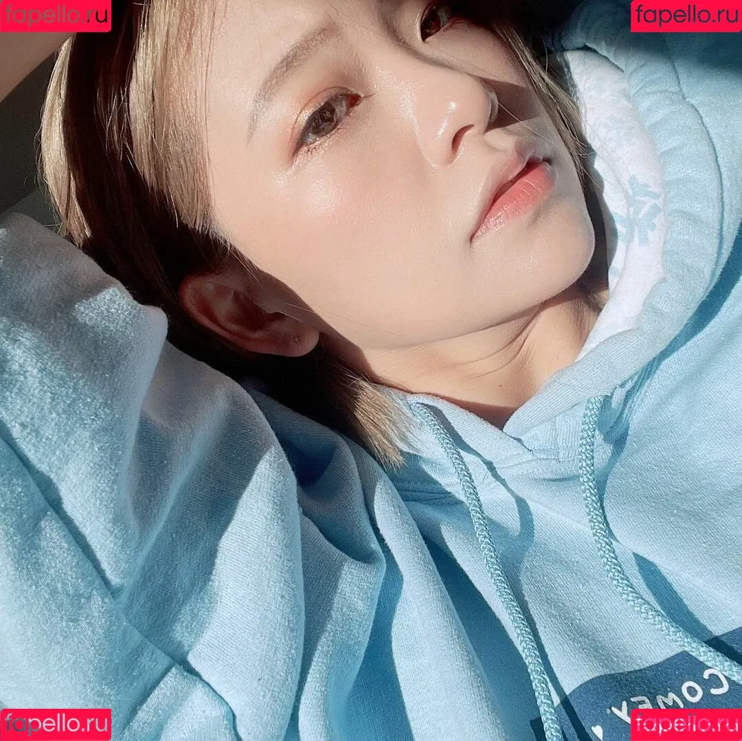 Kkatamina / Miyoung Onlyfans Photo Gallery 