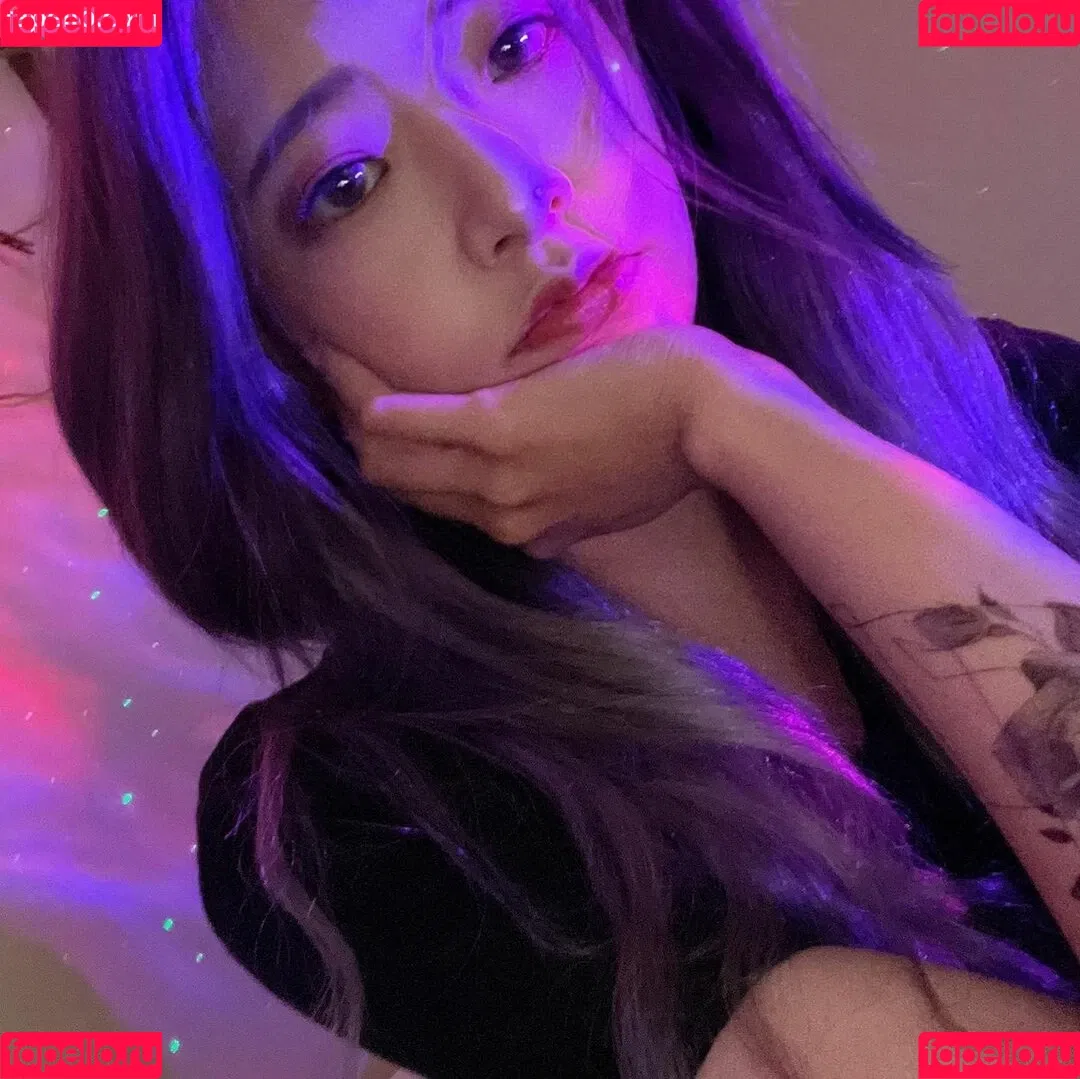 Kkatamina / Miyoung Onlyfans Photo Gallery 