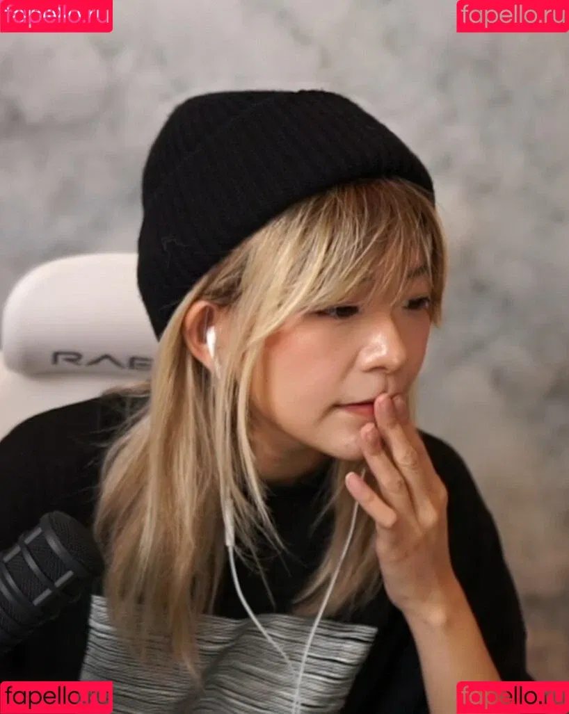 Kkatamina / Miyoung Onlyfans Photo Gallery 