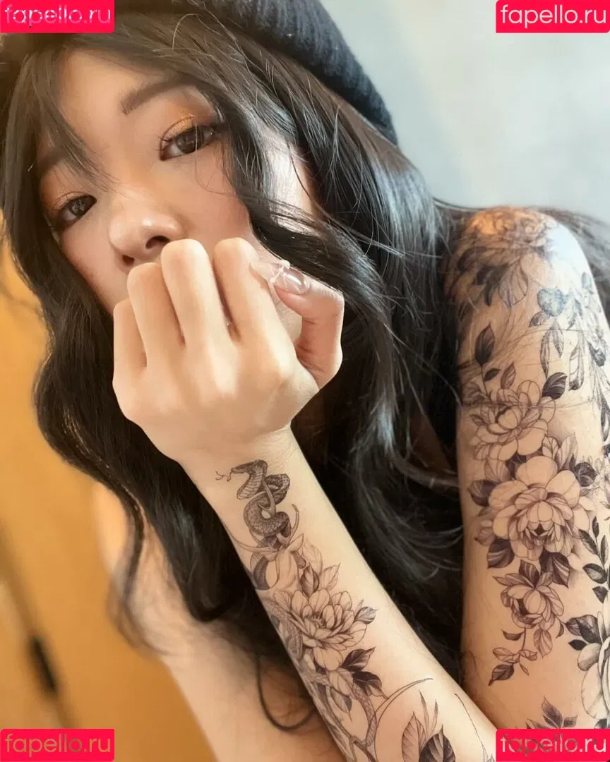 Kkatamina / Miyoung Onlyfans Photo Gallery 
