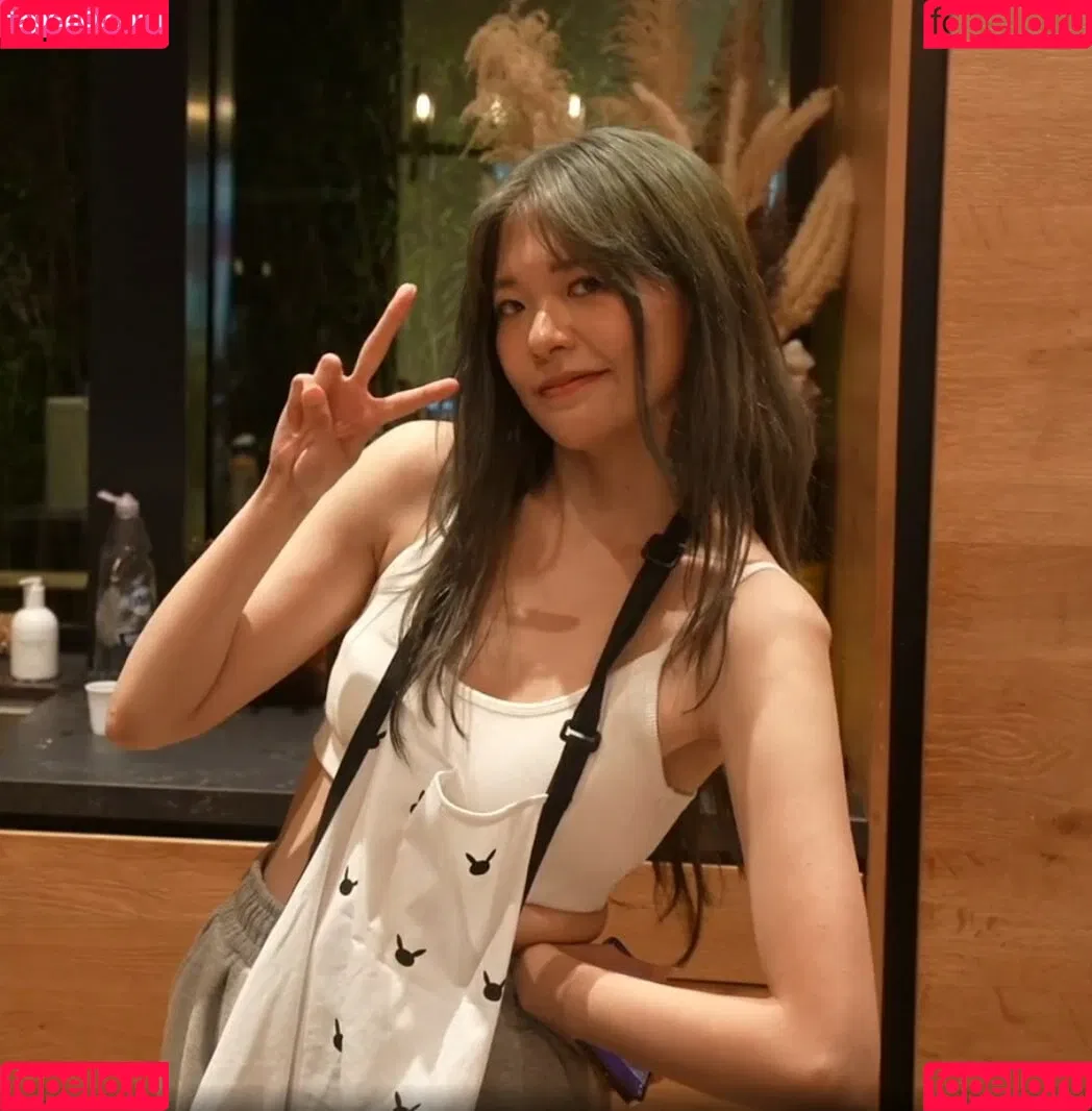 Kkatamina / Miyoung Onlyfans Photo Gallery 