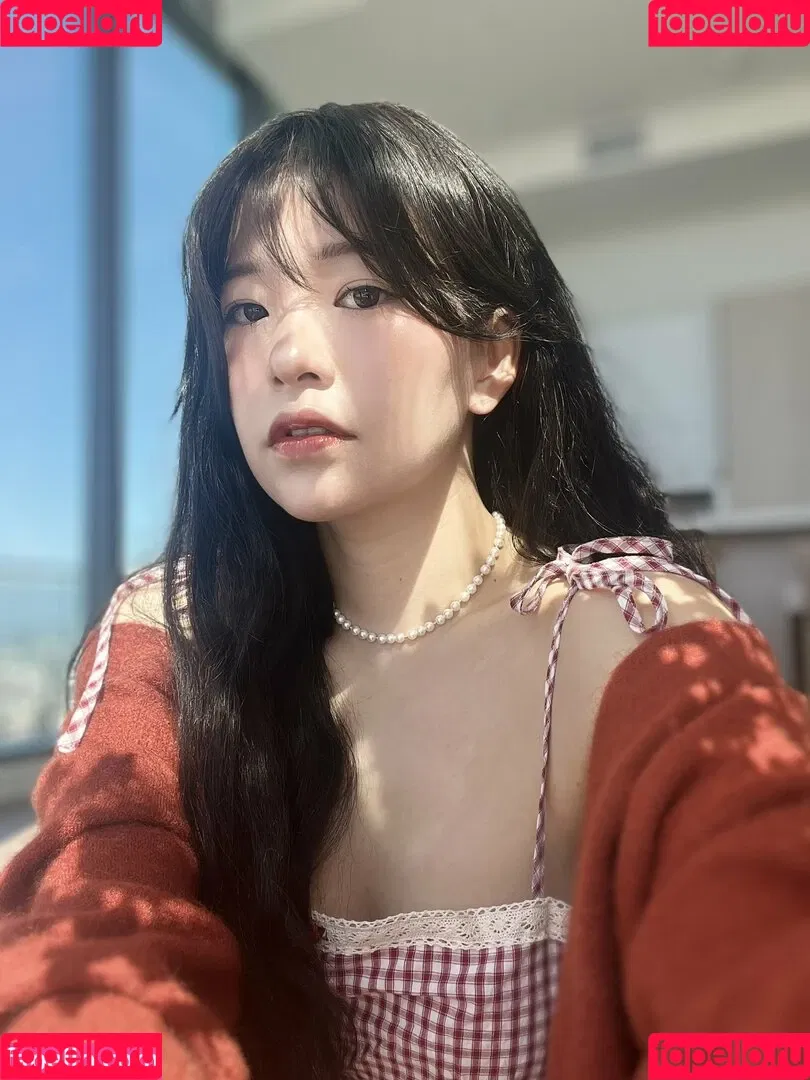 Kkatamina / Miyoung Onlyfans Photo Gallery 