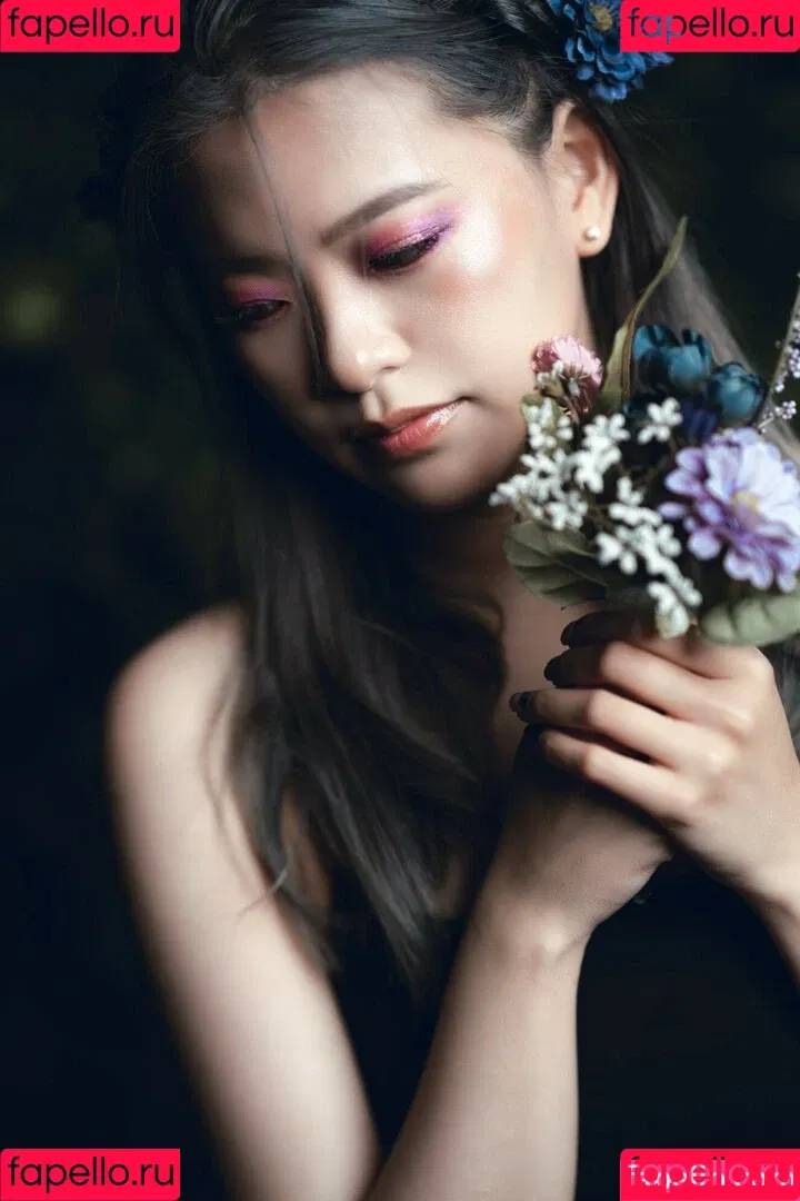 Kkatamina / Miyoung Onlyfans Photo Gallery 