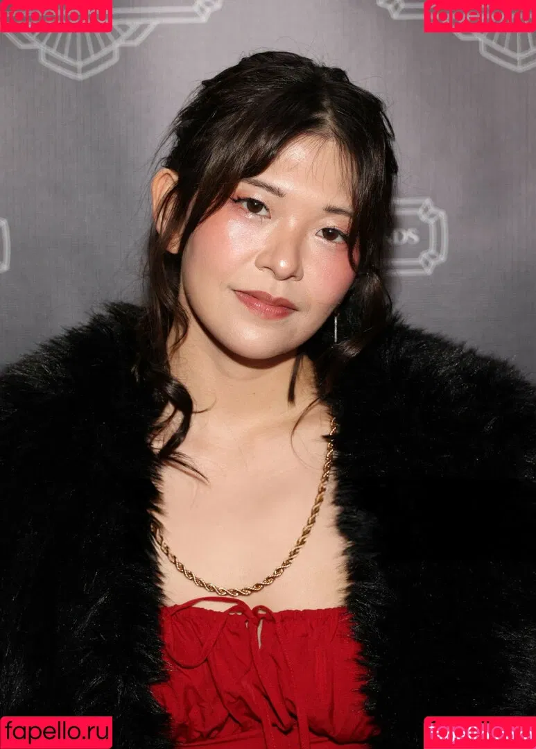 Kkatamina / Miyoung Onlyfans Photo Gallery 