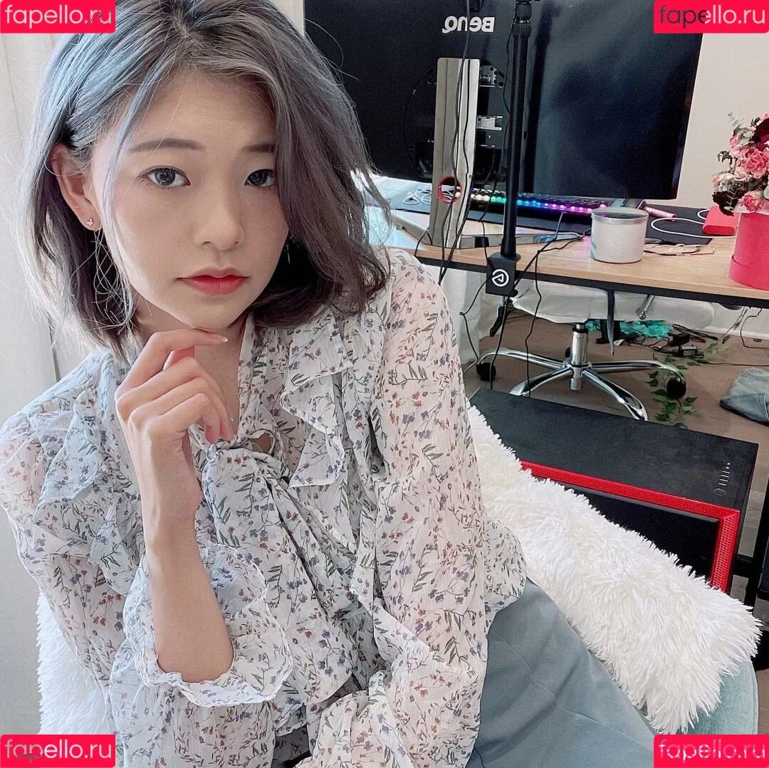 Kkatamina / Miyoung Onlyfans Photo Gallery 